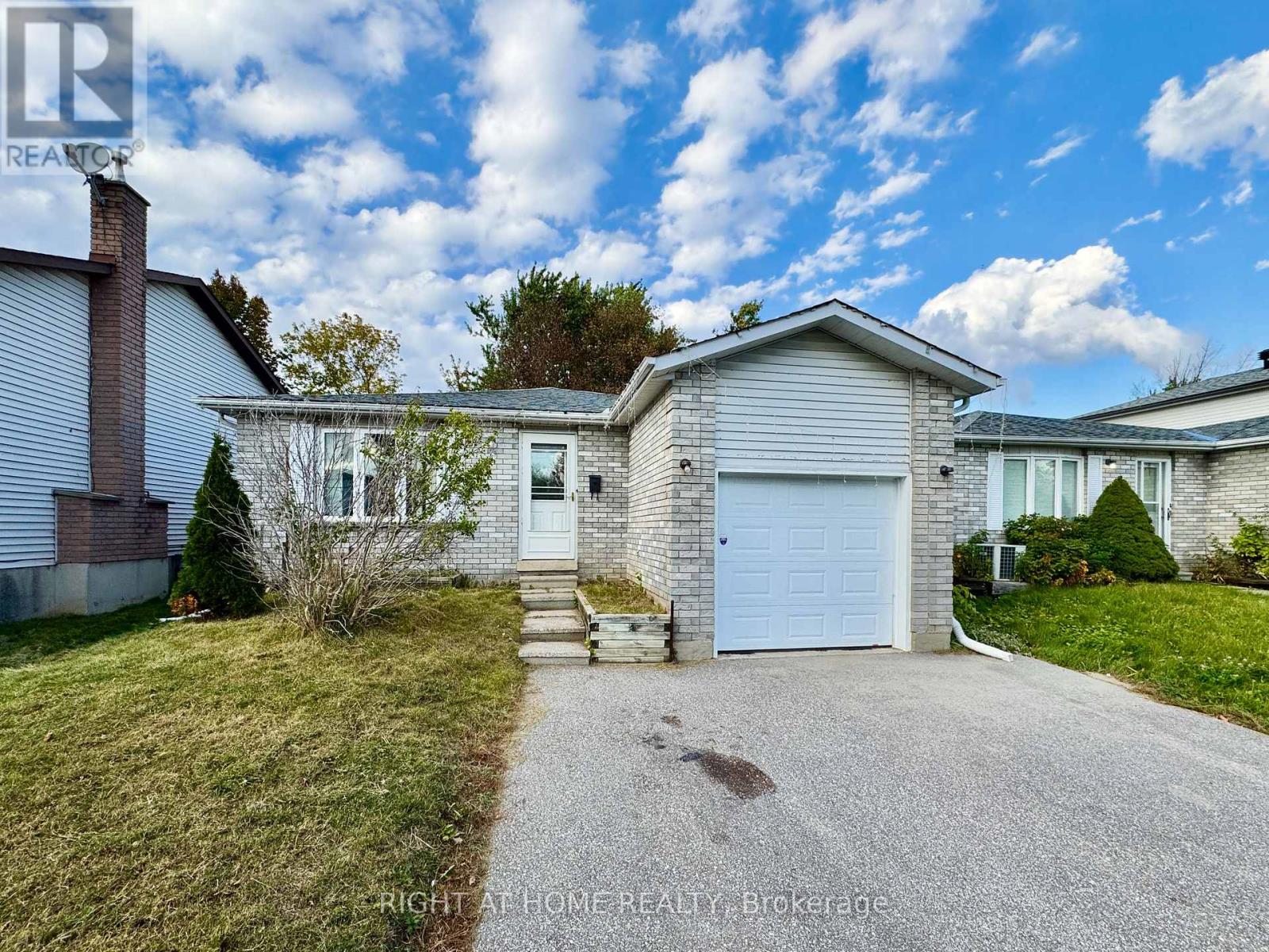 6 Hickling Trail, Barrie (Grove East), Ontario  L4M 5V7 - Photo 1 - S13880092