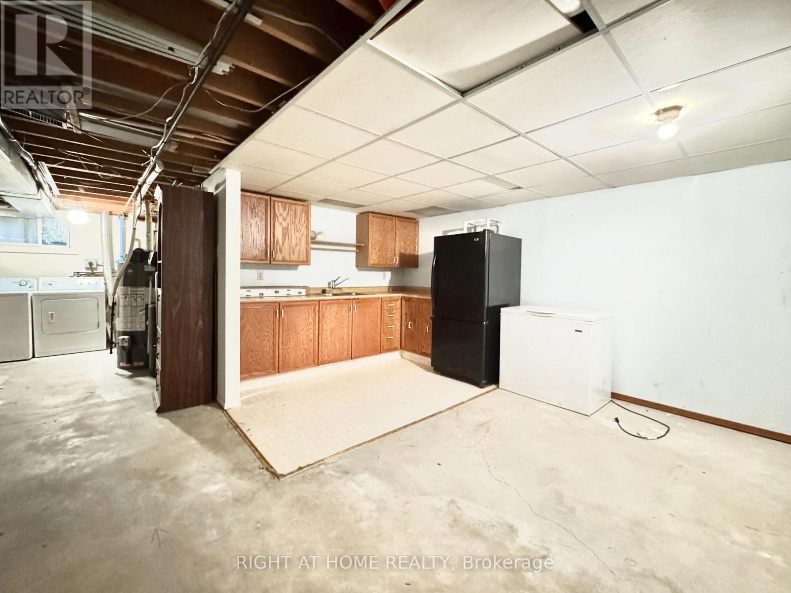 6 Hickling Trail, Barrie (Grove East), Ontario  L4M 5V7 - Photo 11 - S13880092