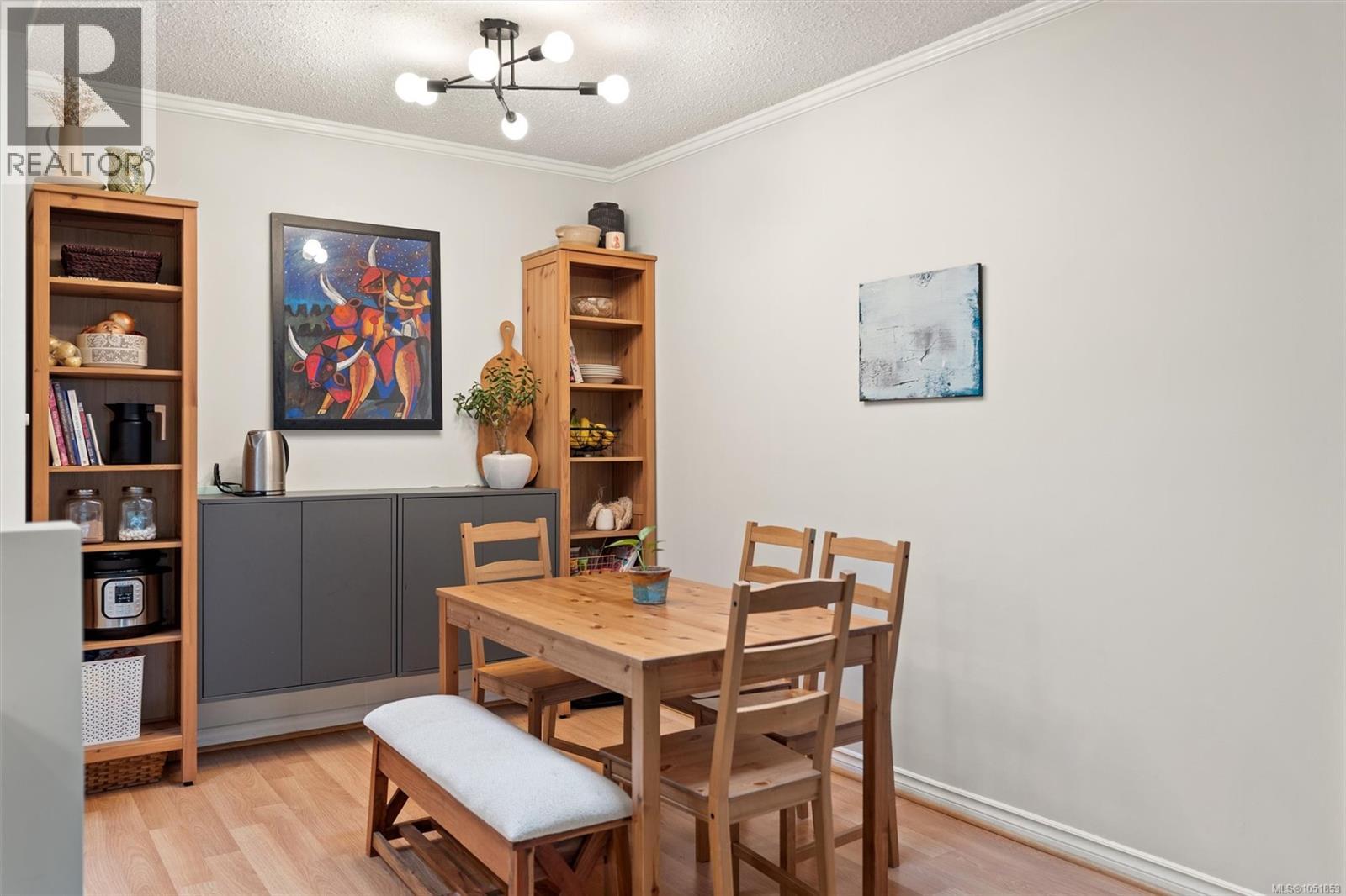 306 1518 Pandora Ave
