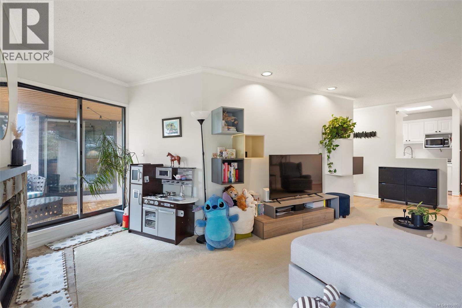 306 1518 Pandora Ave