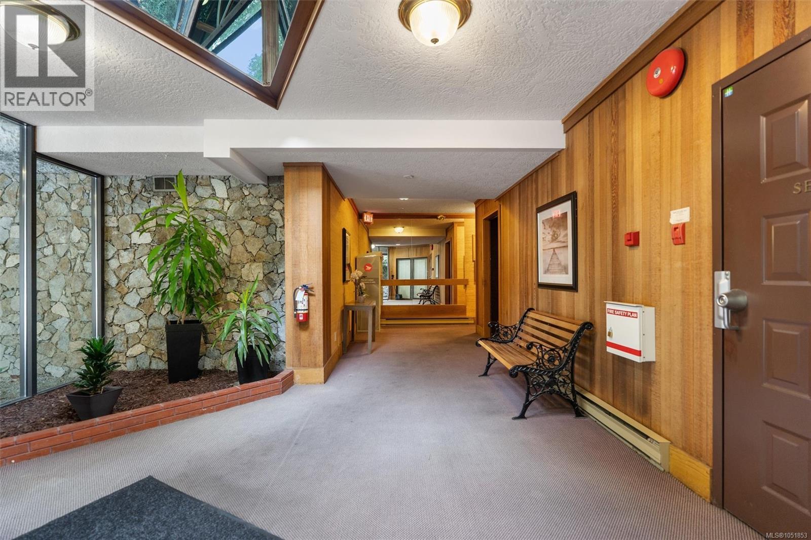 306 1518 Pandora Ave