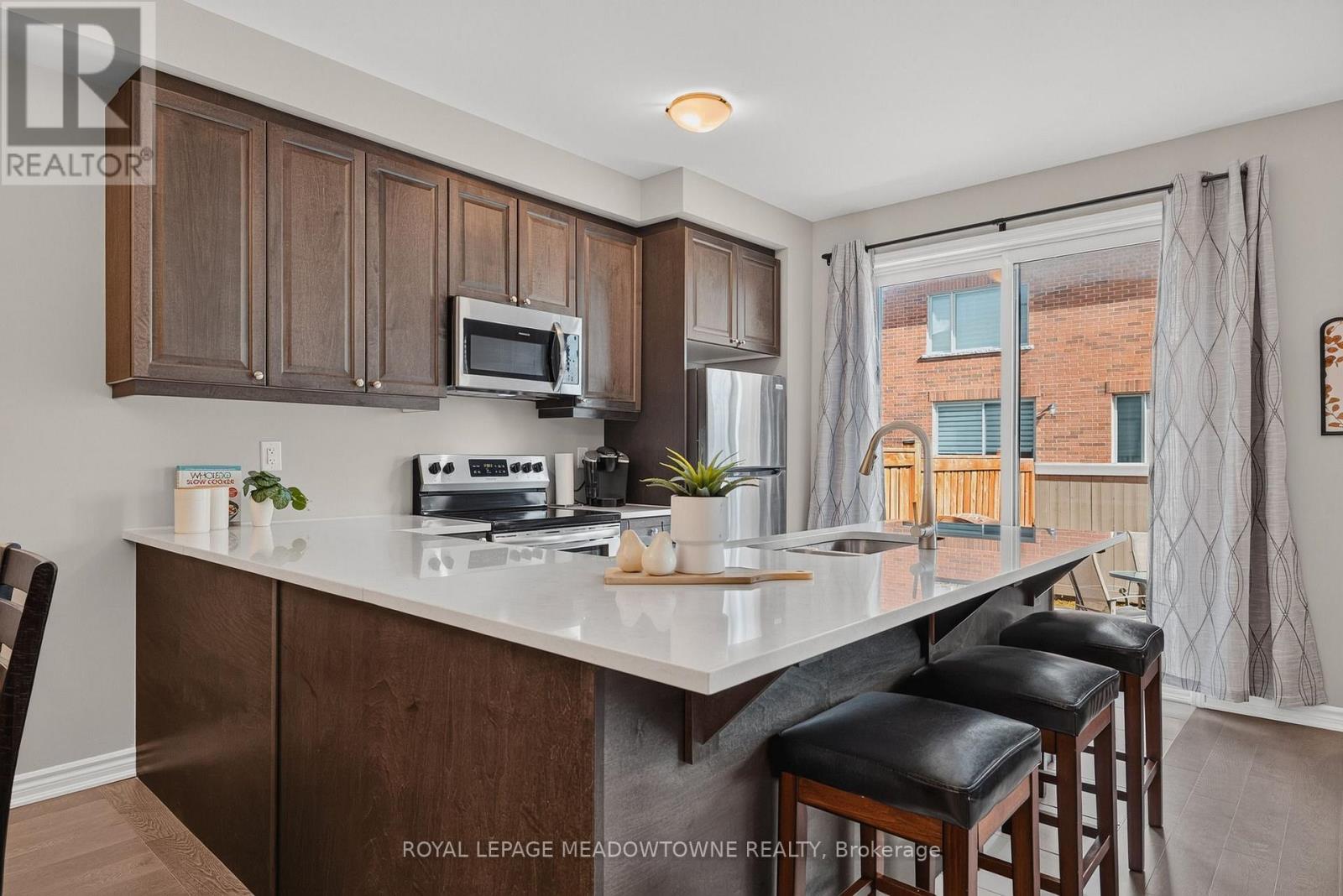 1285 Dias Landing, Milton, Ontario  L9E 1W2 - Photo 11 - W13880068