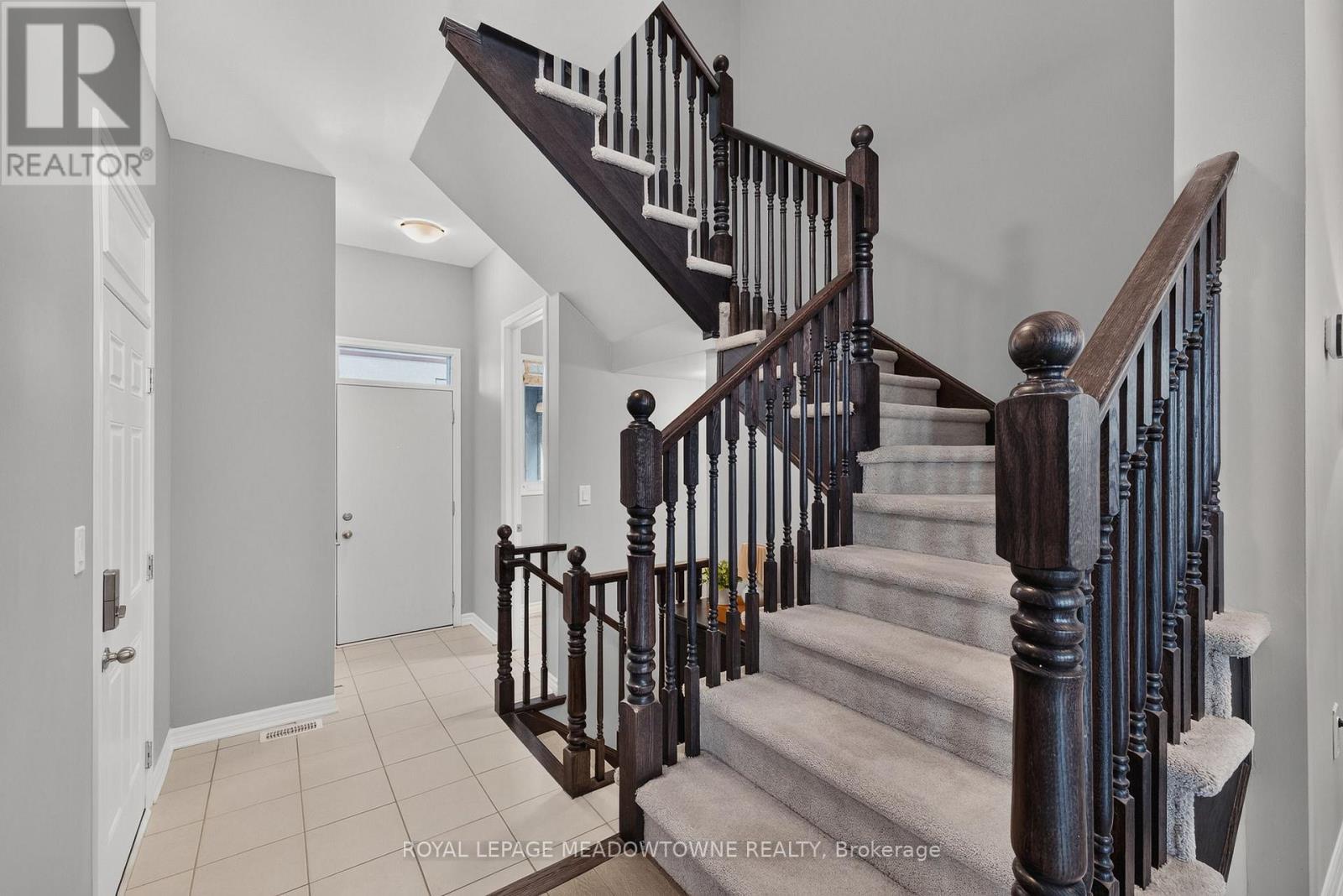 1285 Dias Landing, Milton, Ontario  L9E 1W2 - Photo 4 - W13880068