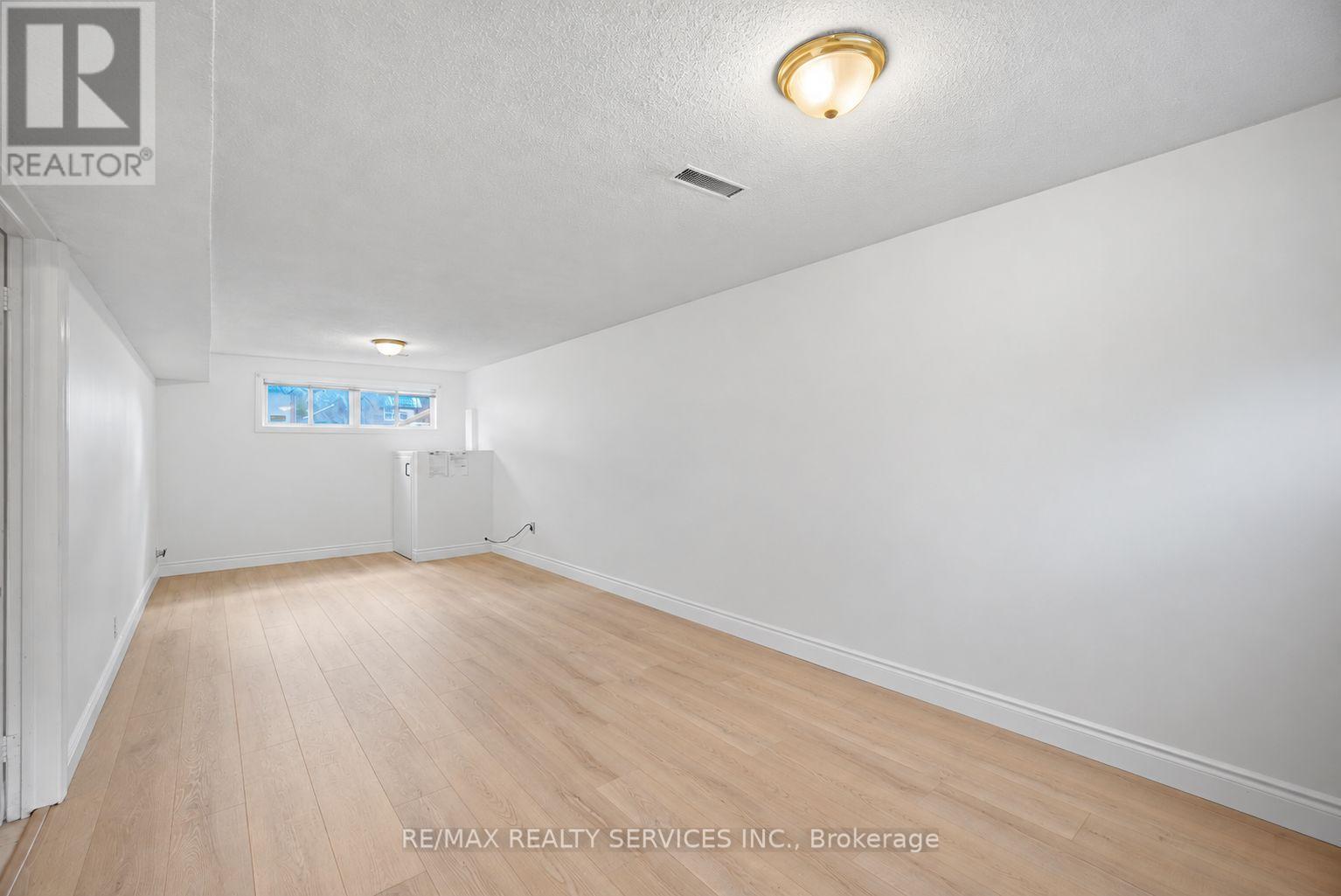 27 Edgemont Drive, Brampton, Ontario  L6V 1K9 - Photo 38 - W13880086