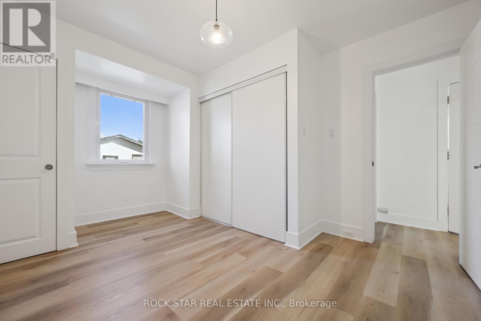 20 Braeburn Avenue, Toronto, Ontario  M9P 2J3 - Photo 15 - W13880128