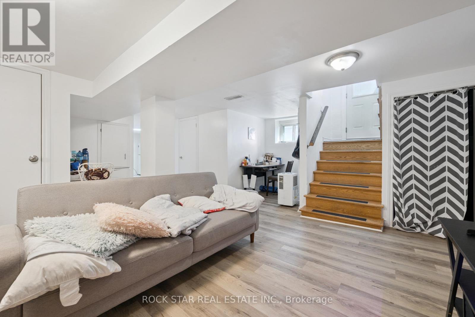 20 Braeburn Avenue, Toronto, Ontario  M9P 2J3 - Photo 22 - W13880128