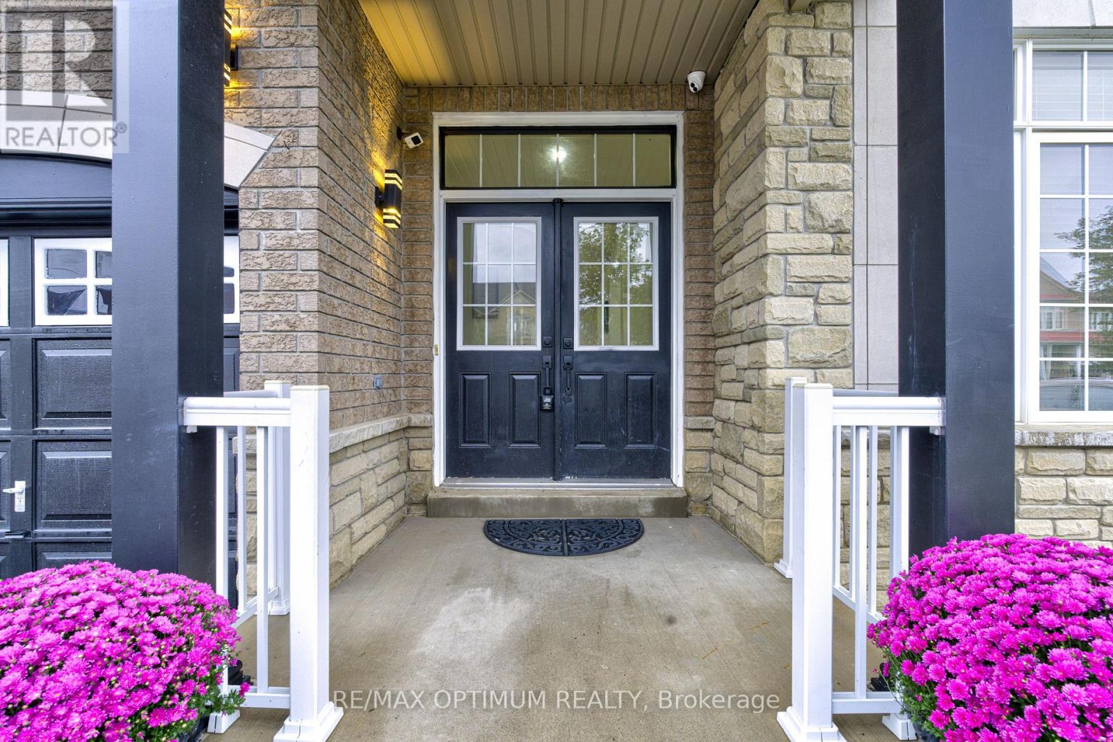 62 Egypt Drive, Brampton, Ontario  L6R 0S4 - Photo 3 - W13880142