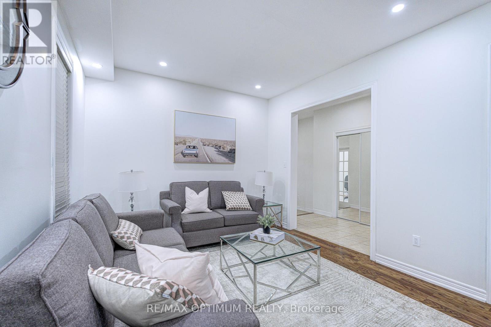 62 Egypt Drive, Brampton, Ontario  L6R 0S4 - Photo 9 - W13880142