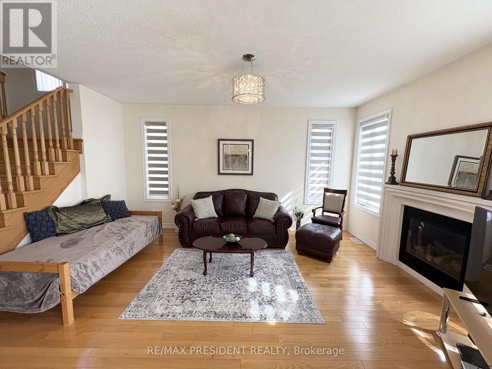 7 Wellpark Way, Brampton, Ontario  L6P 3Z6 - Photo 11 - W13880184