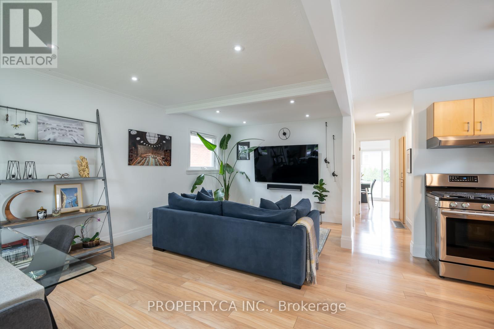44 Daniels Street, Toronto, Ontario  M8Y 1M1 - Photo 13 - W13880254