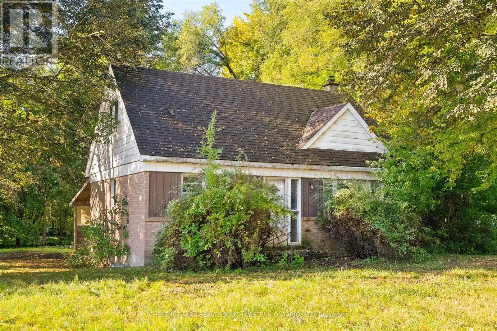2 Lincoln Crescent, Guelph, Ontario  N1E 1Y8 - Photo 2 - X13880010