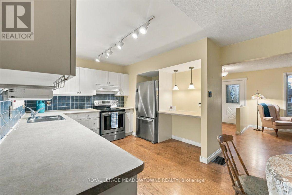 137 Orchard Drive, Blue Mountains, Ontario  N0H 2P0 - Photo 16 - X13880052