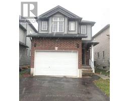 229 FEATHERSTONE CRESCENT, Kitchener, Ontario