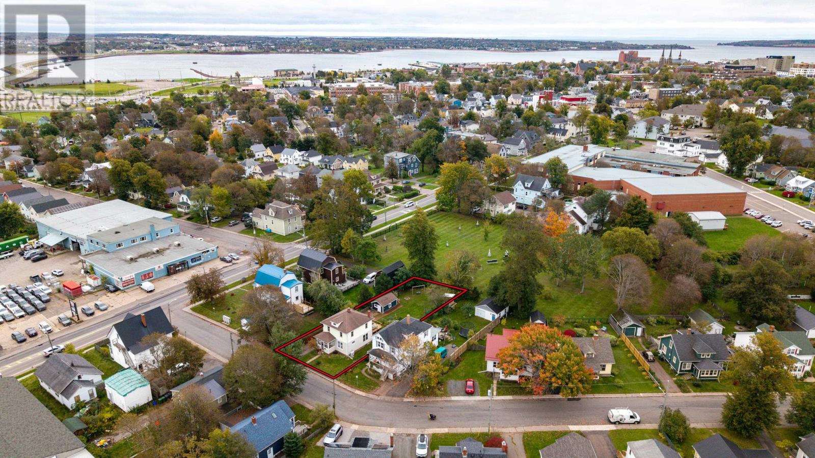 5 Lapthorne Avenue, Charlottetown, Prince Edward Island  C1E 2M3 - Photo 2 - 202625544