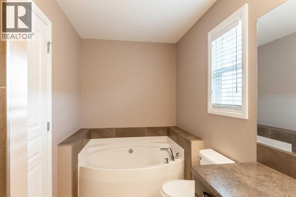 1548 Coalbanks Boulevard W, Lethbridge, Alberta  T1J 5H7 - Photo 28 - A2330452
