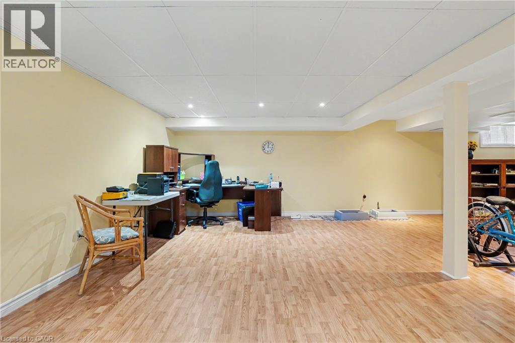 1275 Stephenson Drive Unit# 6, Burlington, Ontario  L7S 2M2 - Photo 32 - 40858072