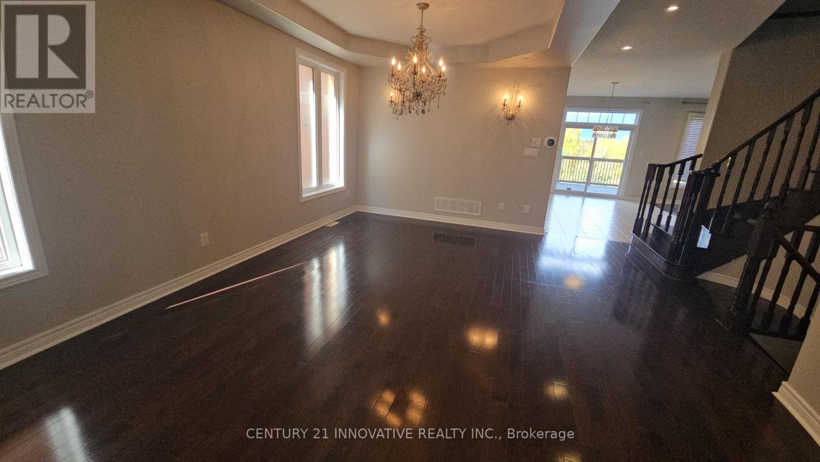 Upper - 118 Santa Amato Crescent, Vaughan, Ontario  L4J 0G1 - Photo 5 - N13689044