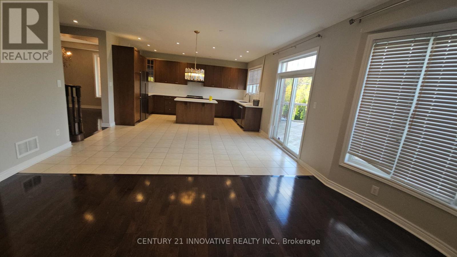 Upper - 118 Santa Amato Crescent, Vaughan, Ontario  L4J 0G1 - Photo 9 - N13689044