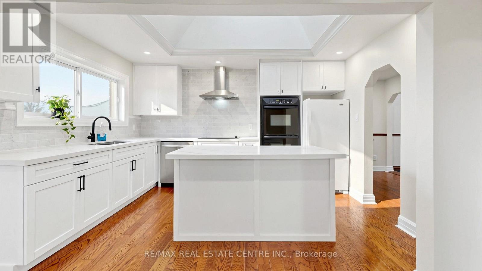 393 Canal Road W, Bradford West Gwillimbury, Ontario  L3Z 4C4 - Photo 15 - N13852908