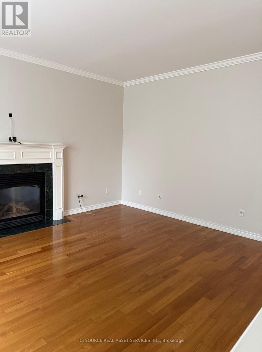 2317 Parkglen Avenue, Oakville, Ontario  L6M 4R3 - Photo 11 - W13859594