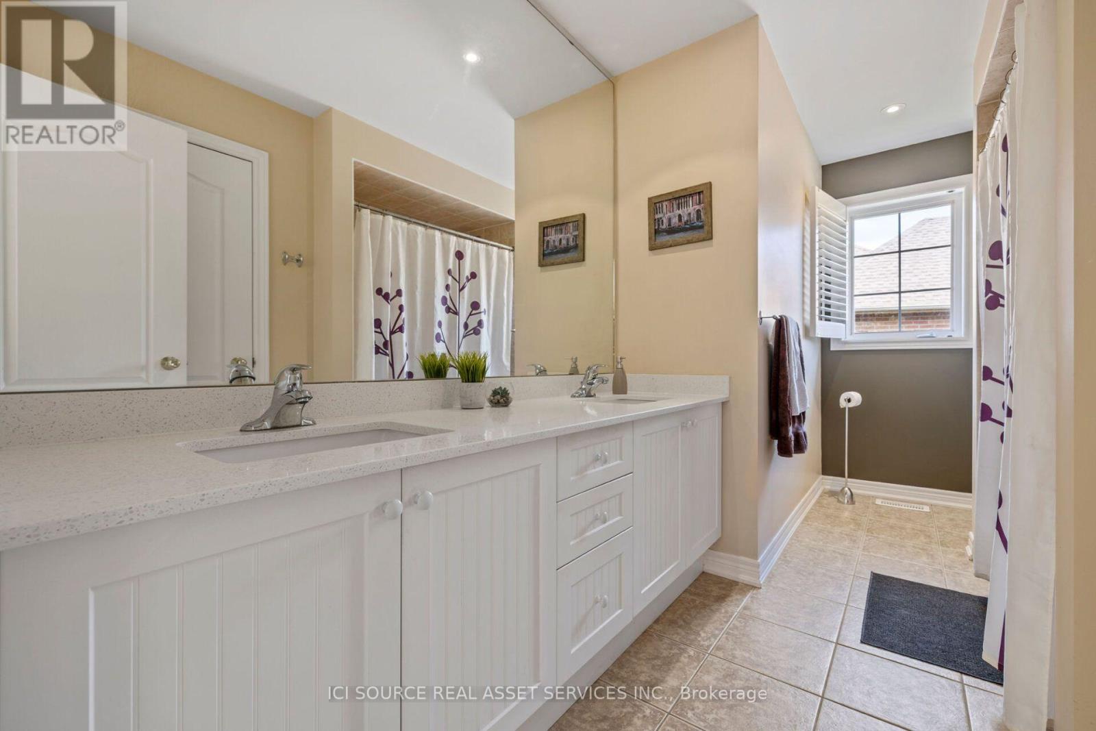 2317 Parkglen Avenue, Oakville, Ontario  L6M 4R3 - Photo 5 - W13859594