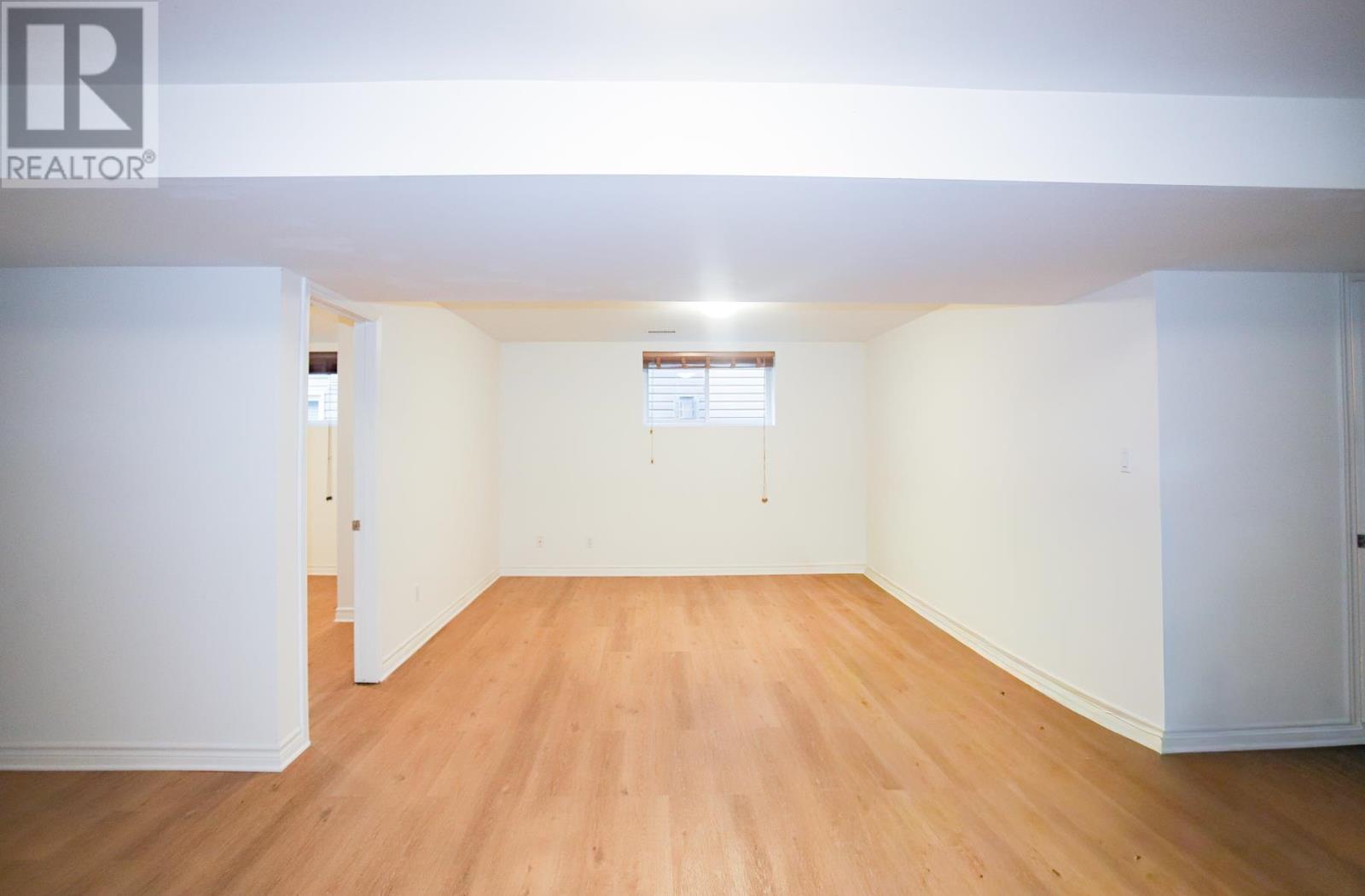 882 Pine St, Sault Ste. Marie, Ontario  P6B 3G3 - Photo 15 - SM262747