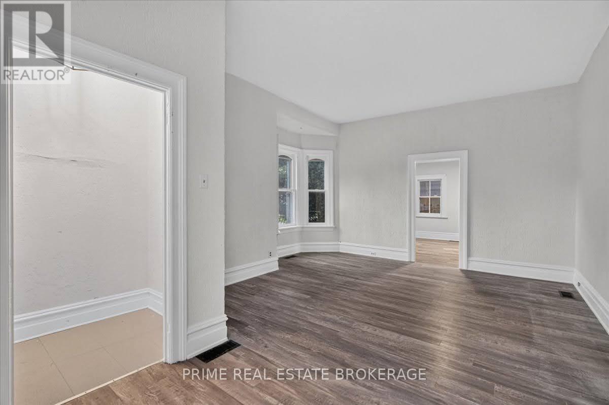 42 Bruce Street, London South, Ontario  N6C 1G6 - Photo 6 - X13880364