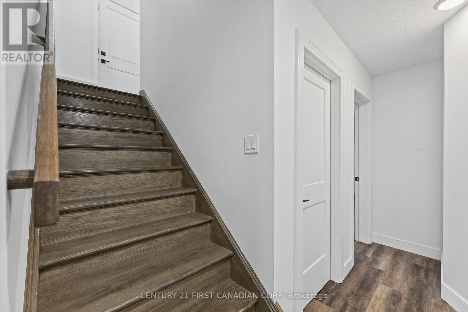 200 Snyders Avenue, Central Elgin, Ontario  N0L 1B0 - Photo 31 - X13880380