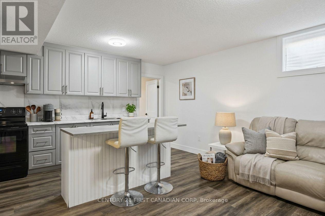 200 Snyders Avenue, Central Elgin, Ontario  N0L 1B0 - Photo 34 - X13880380