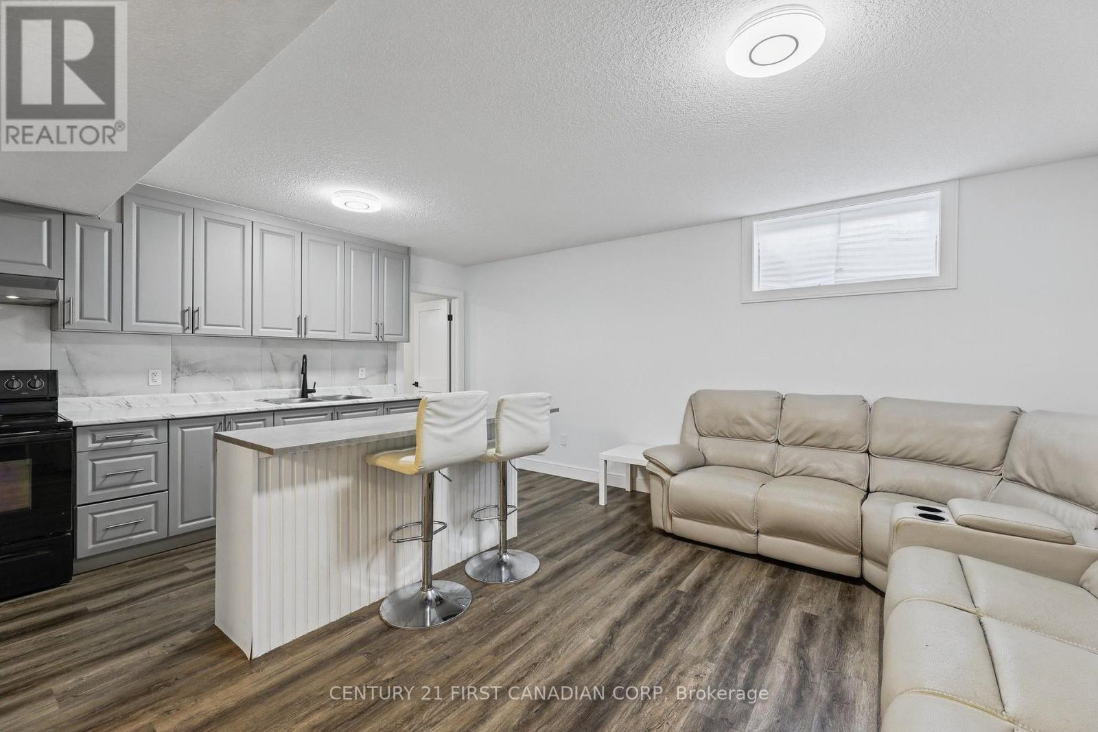 200 Snyders Avenue, Central Elgin, Ontario  N0L 1B0 - Photo 35 - X13880380
