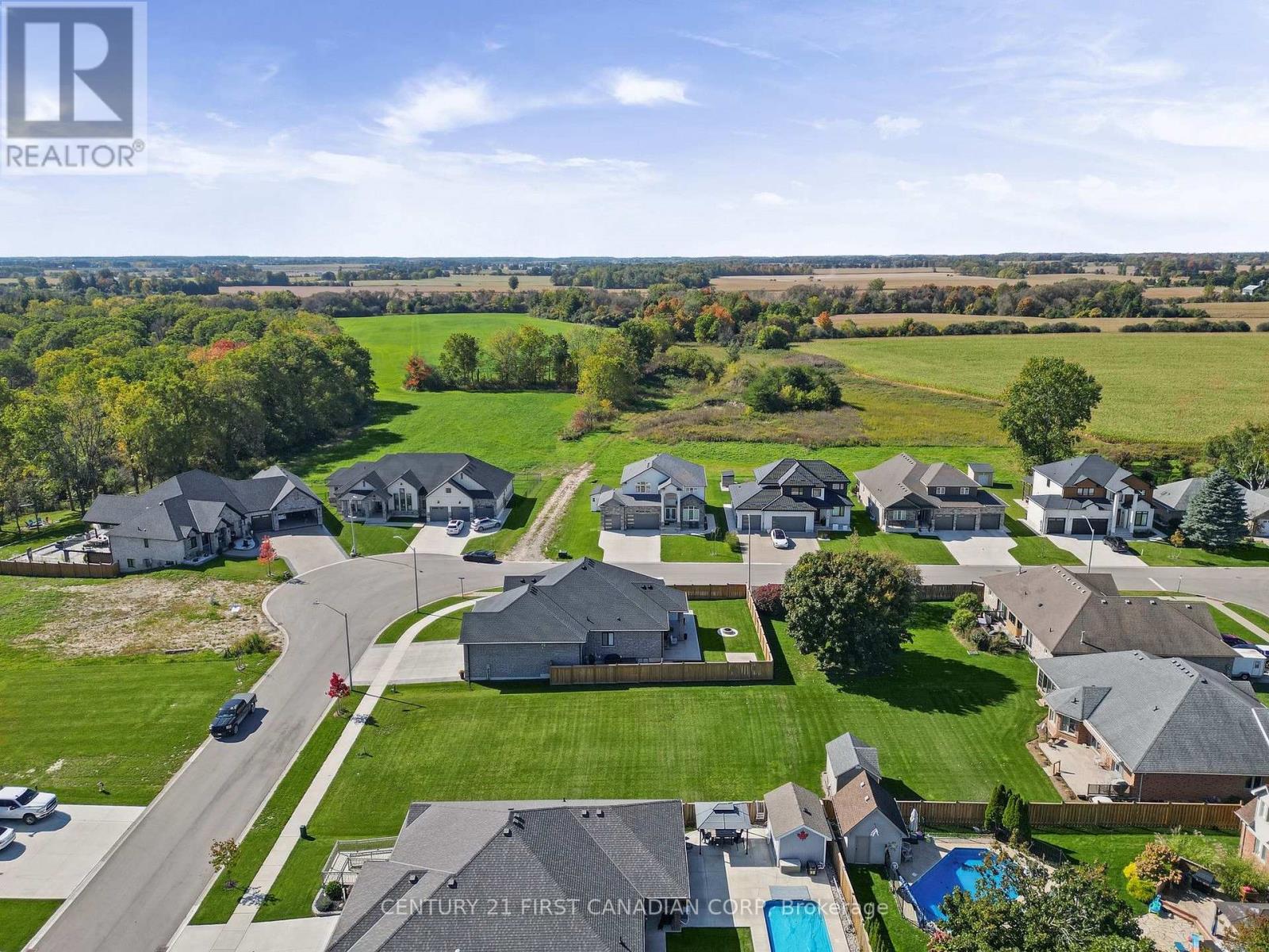 200 Snyders Avenue, Central Elgin, Ontario  N0L 1B0 - Photo 49 - X13880380