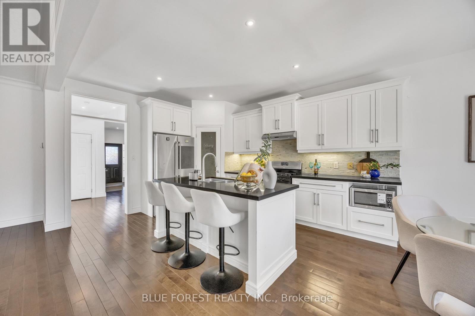 2087 Cherrywood Trail, London North, Ontario  N6H 0C8 - Photo 19 - X13880468
