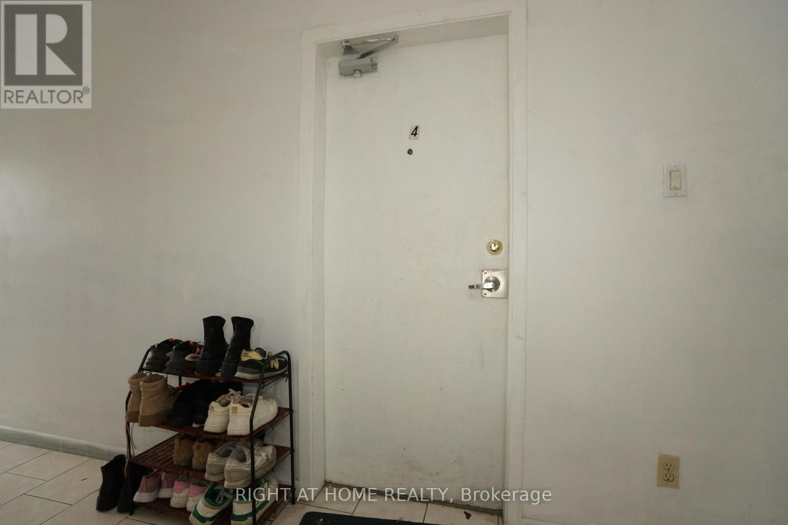 59 Saunby Street N, London North, Ontario  N6G 1A4 - Photo 11 - X13880470