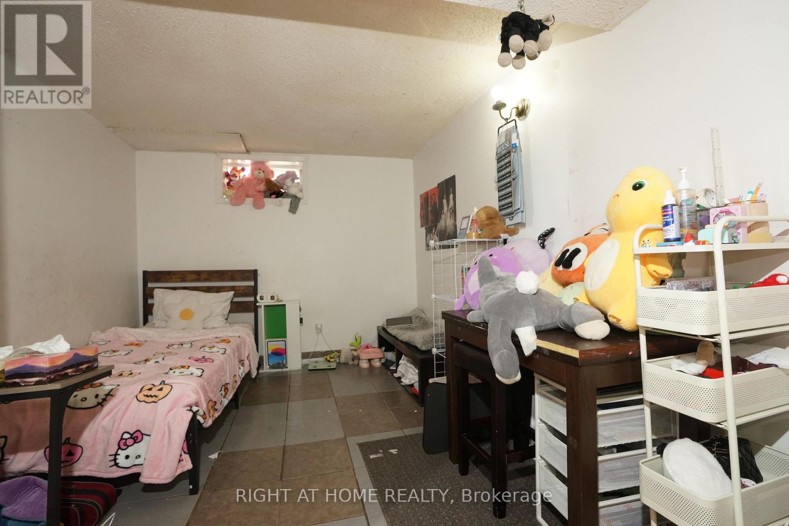 59 Saunby Street N, London North, Ontario  N6G 1A4 - Photo 9 - X13880470