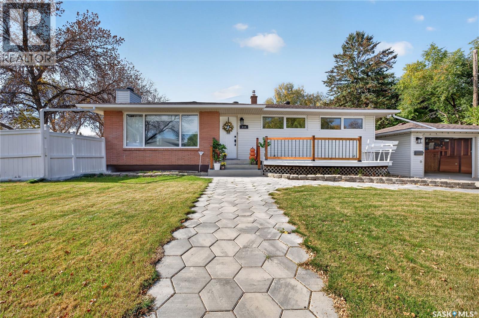 144 Orchard CRESCENT, regina, Saskatchewan