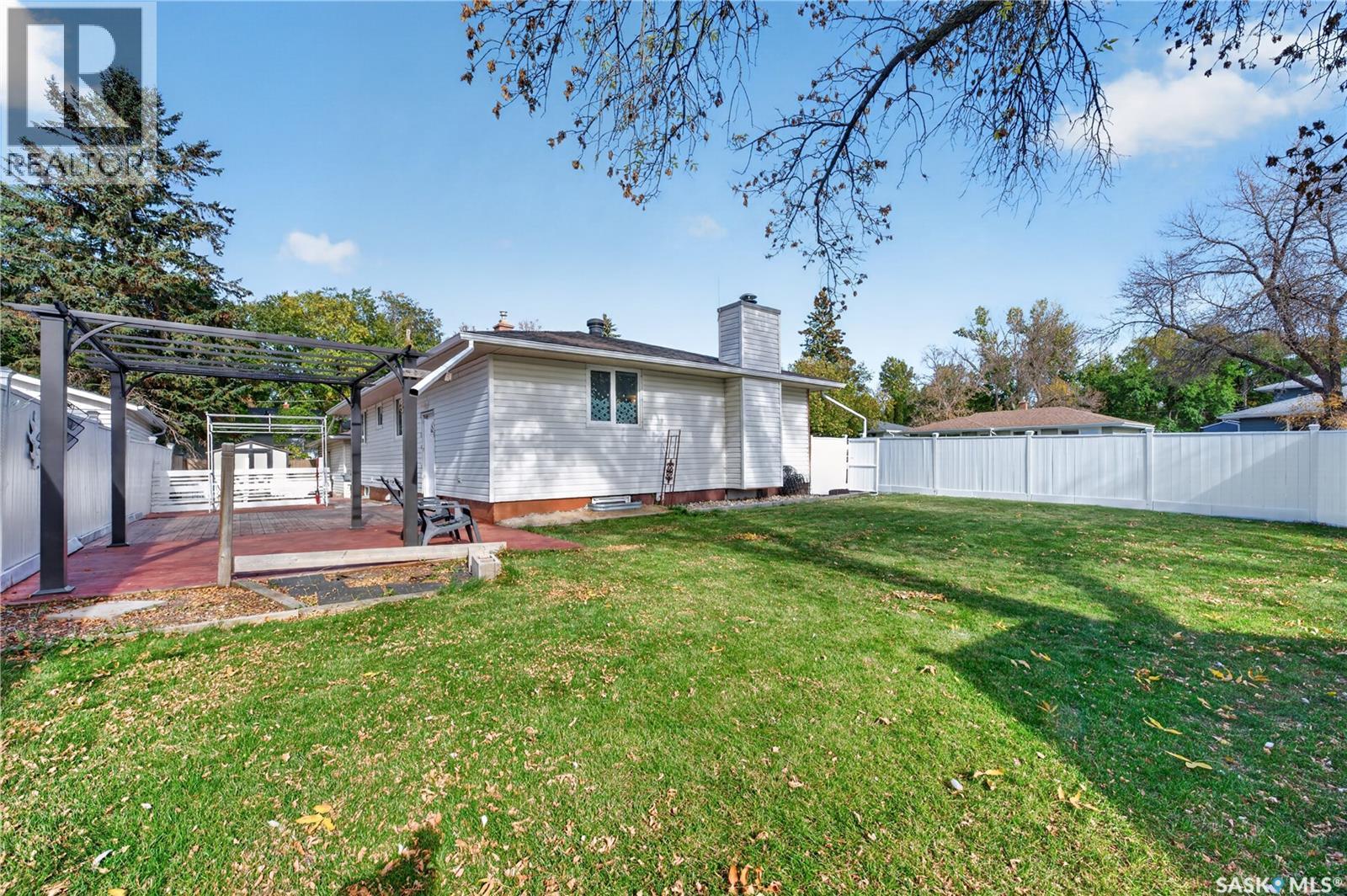 144 Orchard Crescent, Regina, Saskatchewan  S4S 5B6 - Photo 29 - SK050742