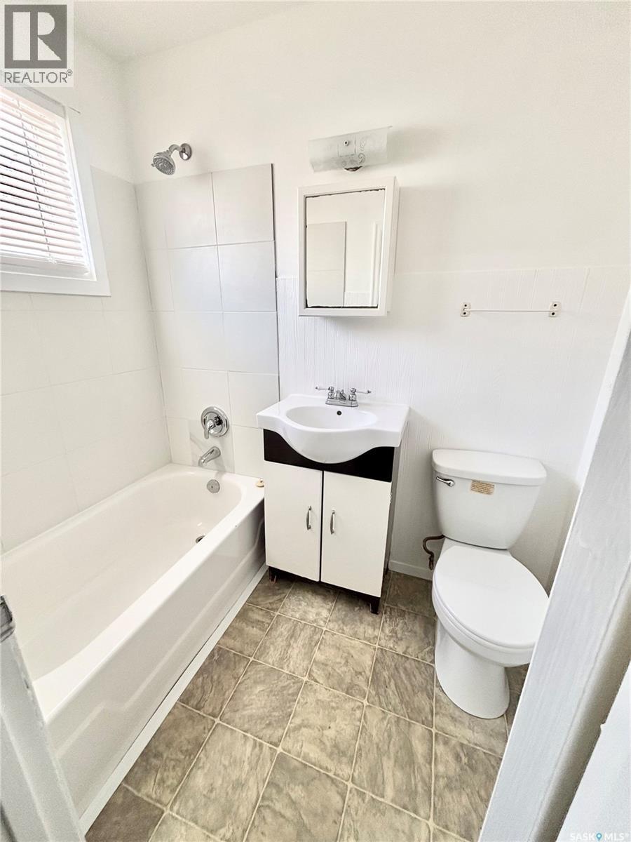 518 Montreal Street, Regina, Saskatchewan  S4R 1L6 - Photo 7 - SK050740