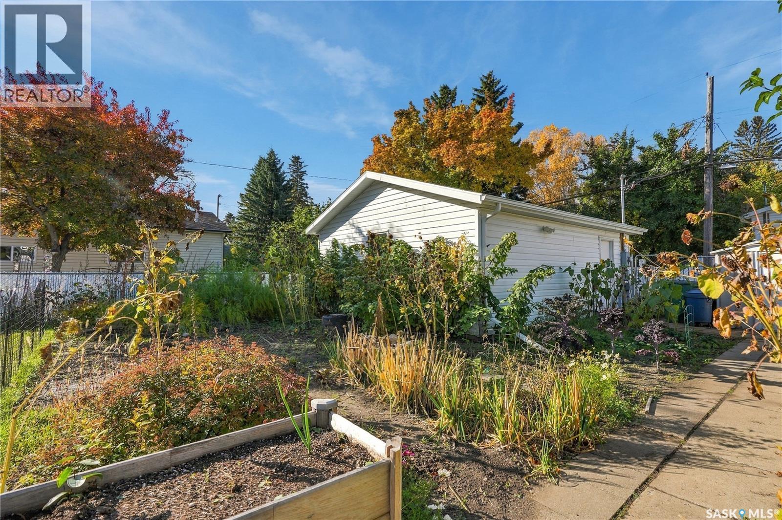 1333 M Avenue S, Saskatoon, Saskatchewan  S7M 2R4 - Photo 45 - SK050646