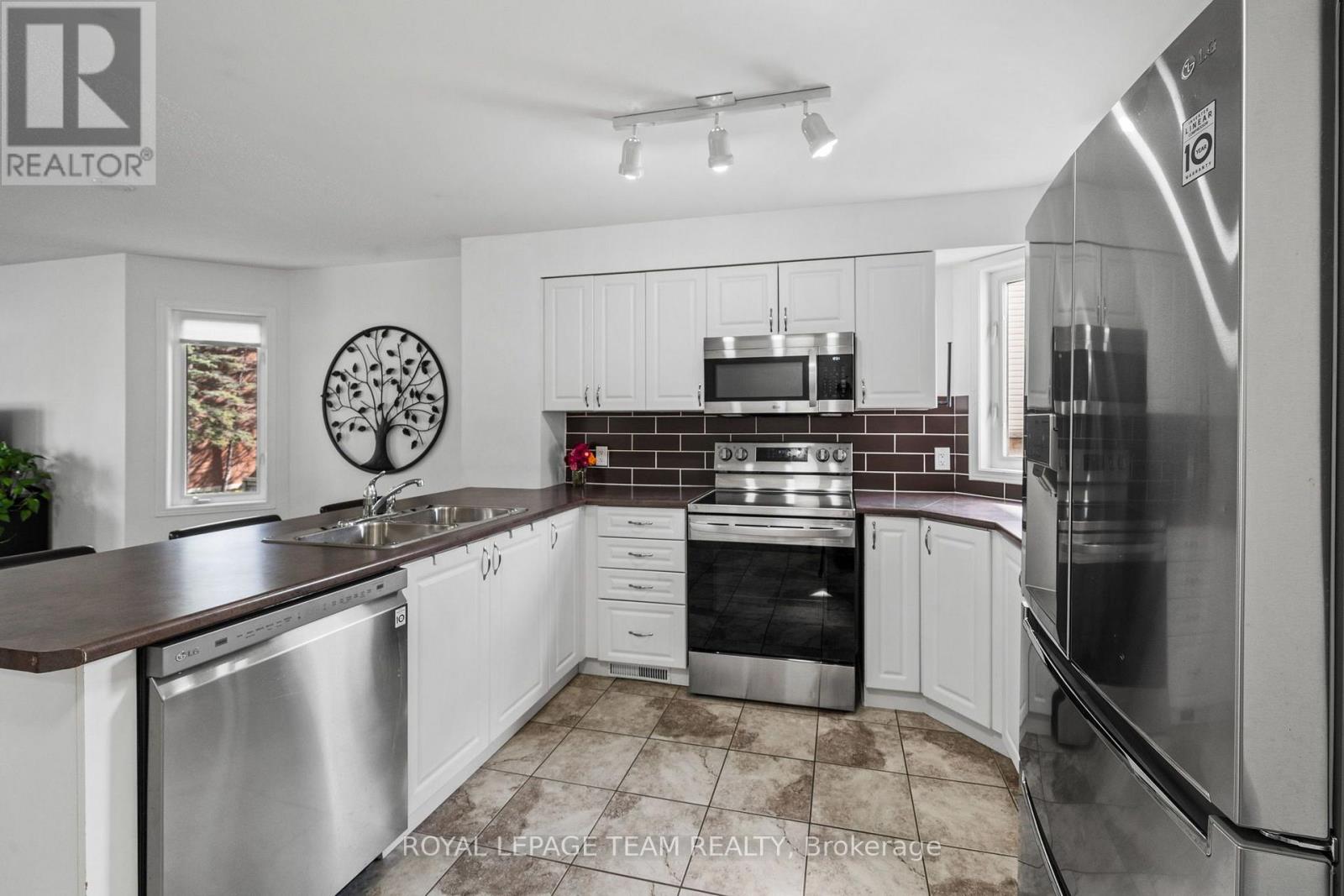 283 Fir Lane, North Grenville, Ontario K0G 1J0 - Photo 9 - X13880360