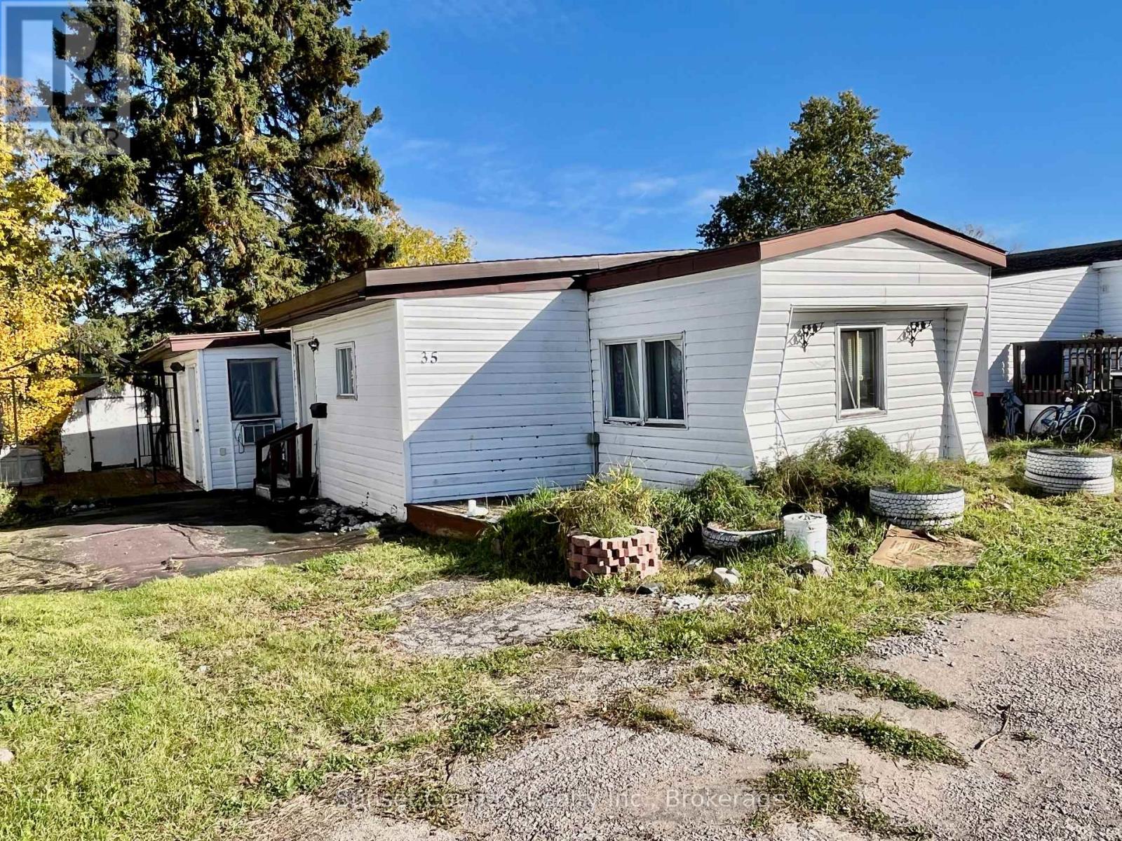 35-140 Third Street, Dryden, Ontario  P8N 2V7 - Photo 1 - X13880498