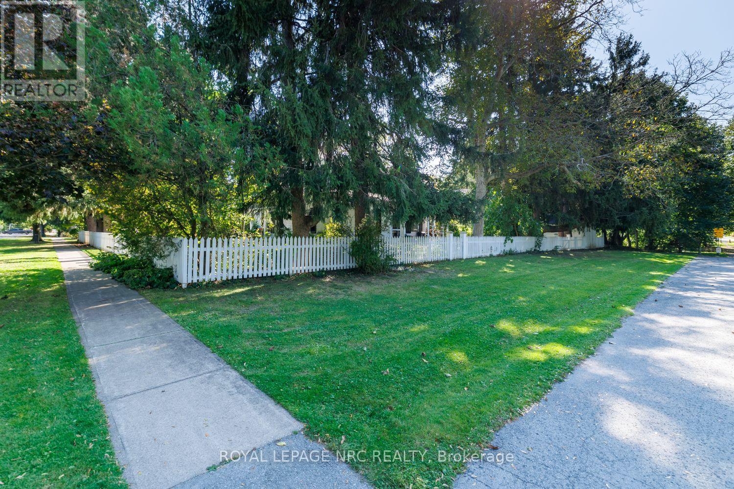 292 Johnson Street S, Niagara-On-The-Lake, Ontario  L0S 1J0 - Photo 37 - X13880456