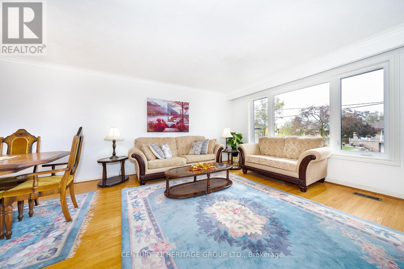 37 Gambello Crescent, Toronto, Ontario  M3J 1W2 - Photo 8 - W13858912