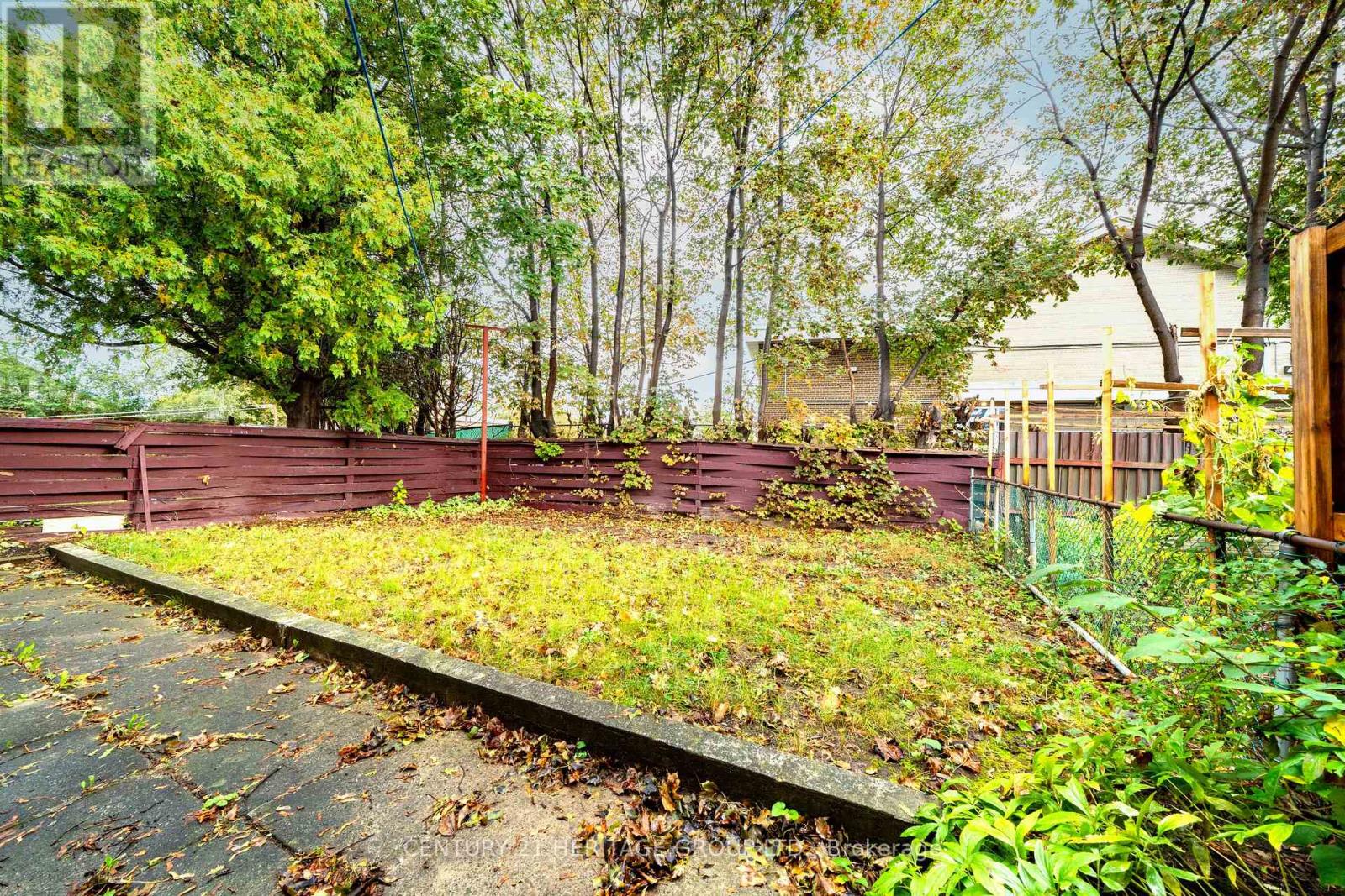 37 Gambello Crescent, Toronto, Ontario  M3J 1W2 - Photo 46 - W13858912