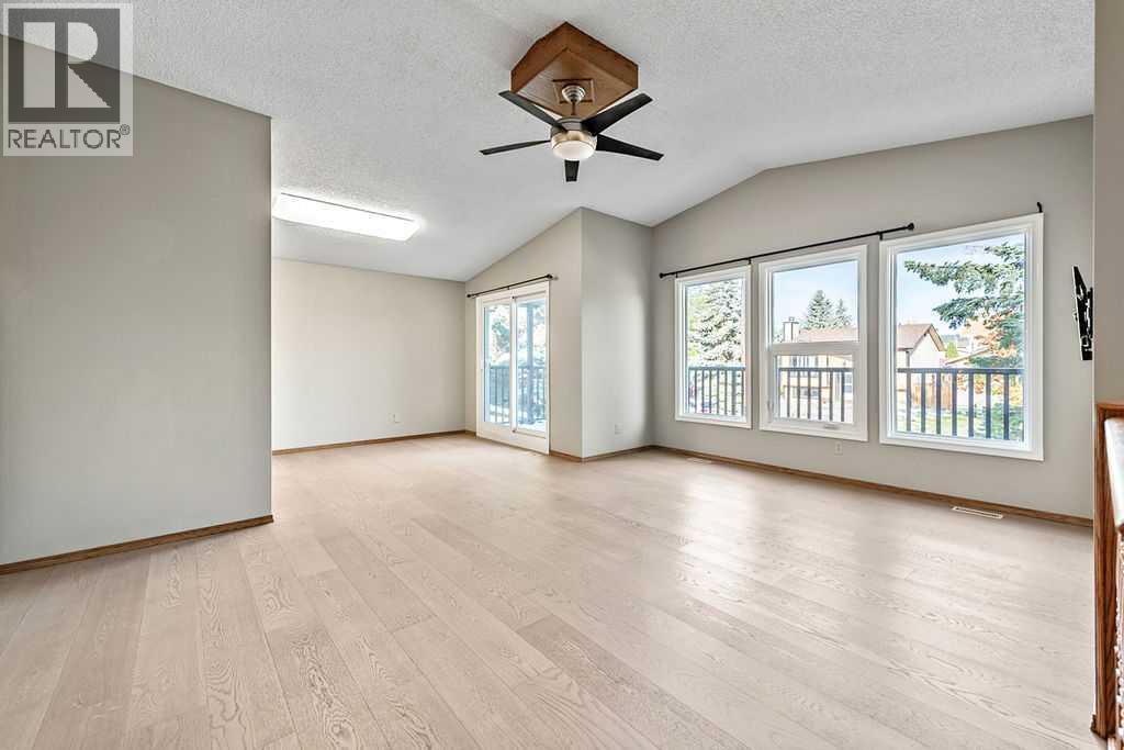 188 Deersaxon Circle SE, Calgary, Alberta  T2J 6R5 - Photo 5 - A2347847