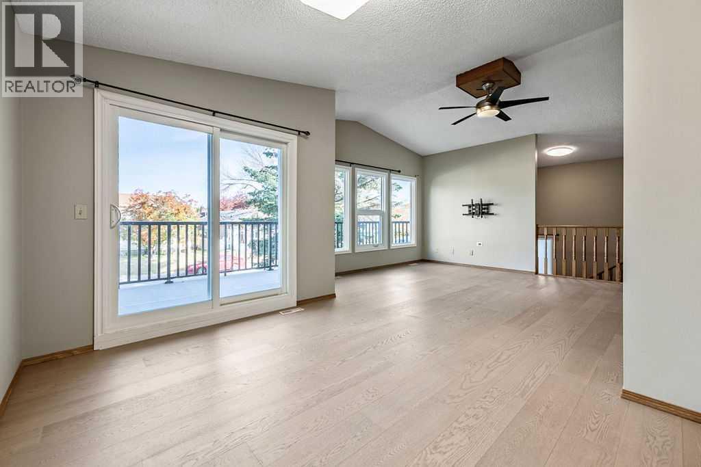 188 Deersaxon Circle SE, Calgary, Alberta  T2J 6R5 - Photo 6 - A2347847