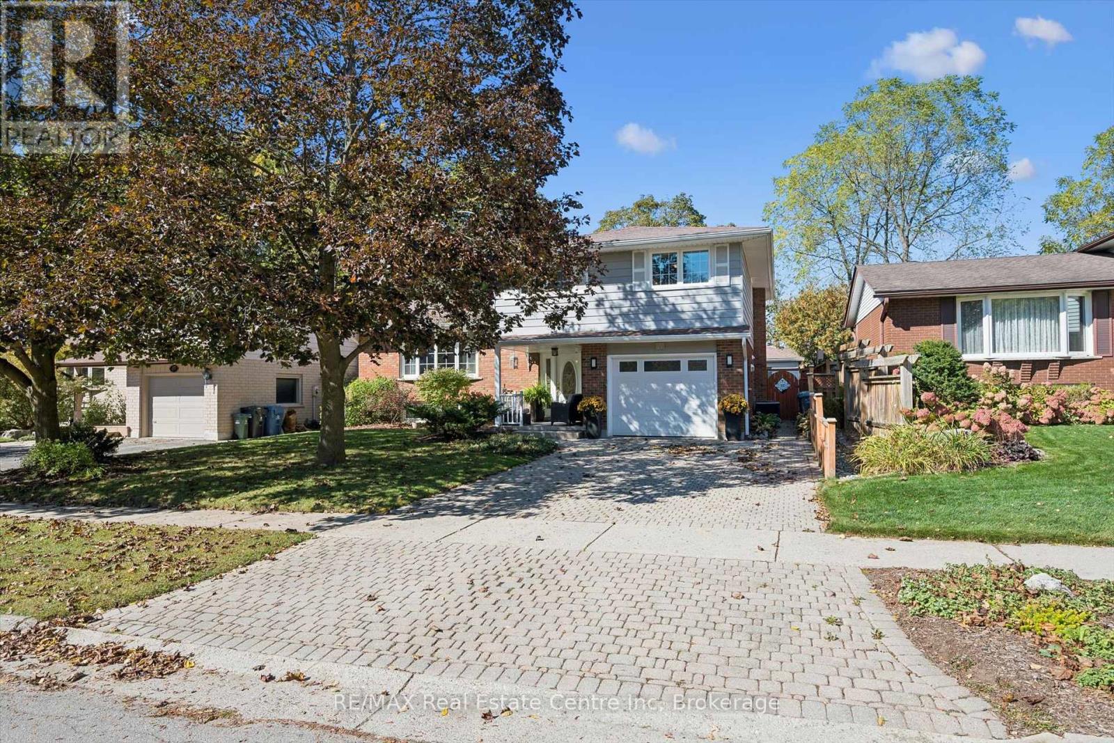 47 Lambert Crescent, Guelph, Ontario  N1G 2R4 - Photo 2 - X13880386