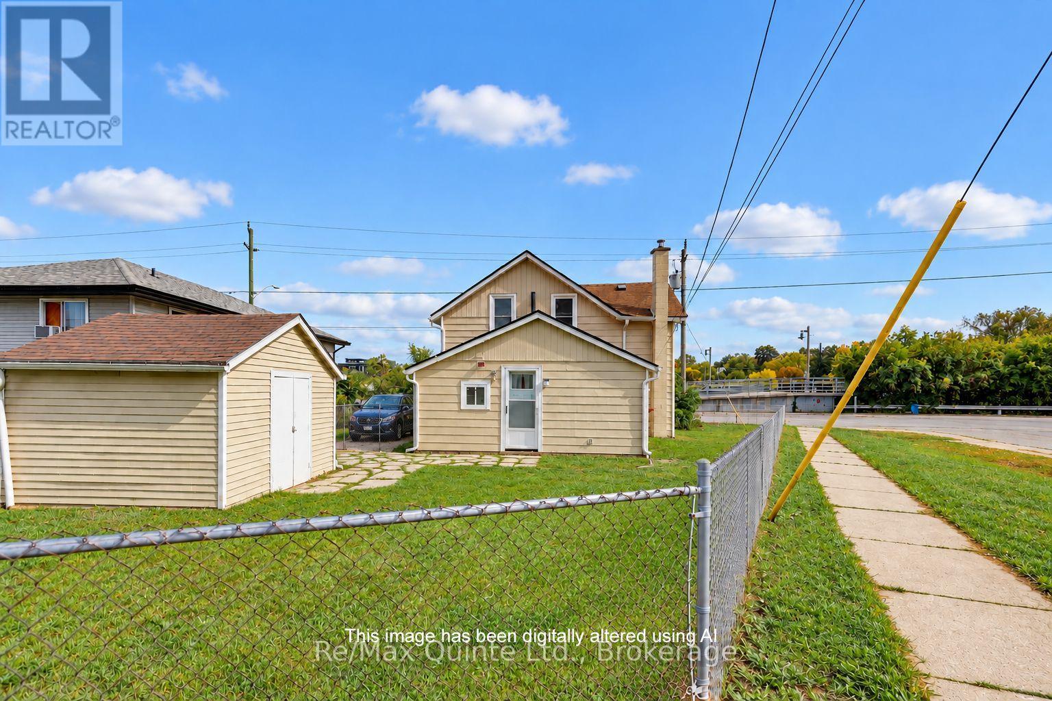 84 Moira Street E, Belleville, Ontario  K8P 2S4 - Photo 18 - X13880434