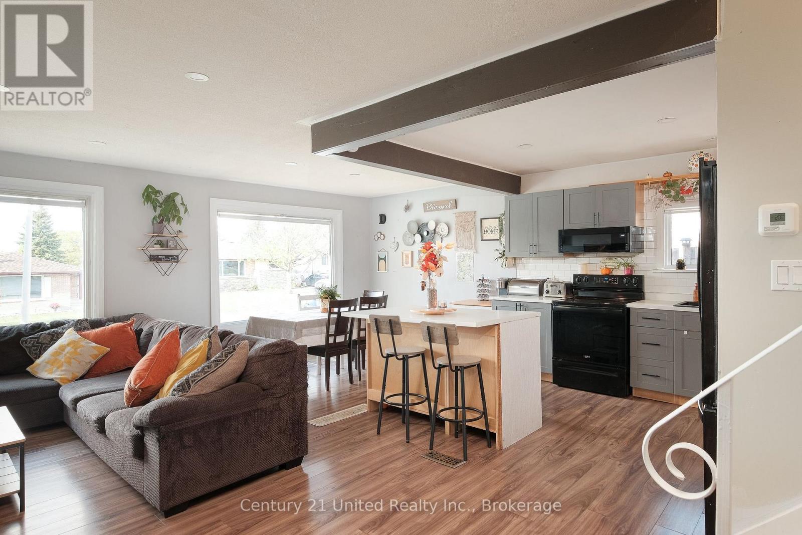 257 Riverview Heights, Peterborough, Ontario  K9J 1A9 - Photo 4 - X13880502