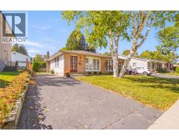 35 IVANHOE Road, Brantford, Ontario