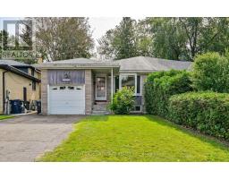 131 DARLINGSIDE DRIVE, Toronto, Ontario
